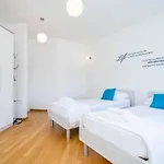 Clouds Apartment *